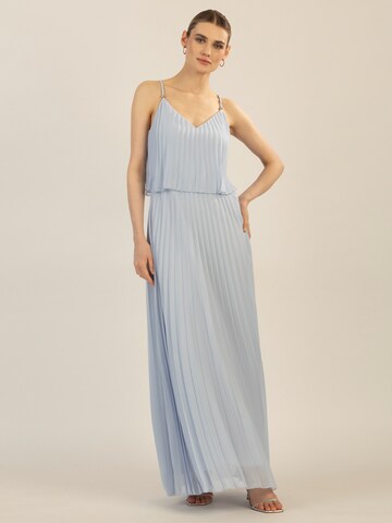 APART Evening Dress in Blue: front