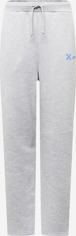 ABOUT YOU Limited Regular Sweatpants 'Tyler' NMWD by WILSN in Grau: predná strana