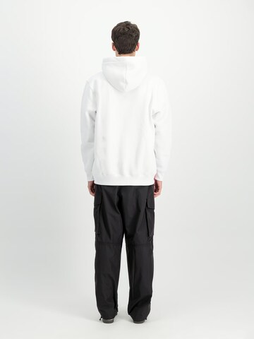 ALPHA INDUSTRIES Sweatshirt 'Basic' in White