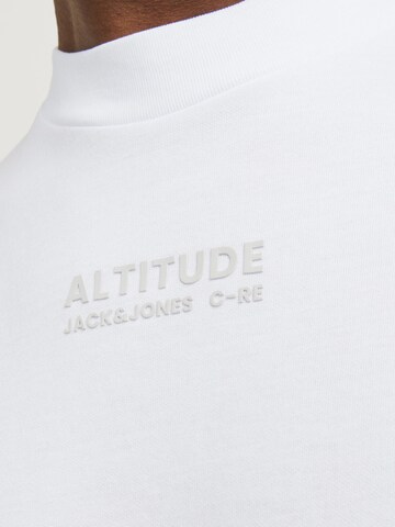 Tricou 'ALTITUDE' de la JACK & JONES pe alb