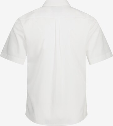 Coupe regular Chemise JP1880 en blanc