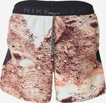 NIKE Regular Urheiluhousut värissä beige: etupuoli