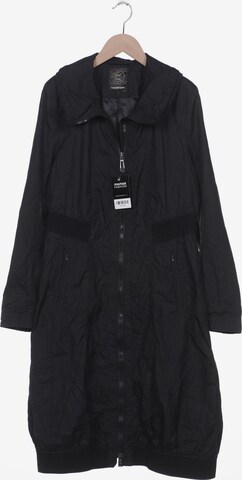 Creenstone Jacket & Coat in M in Black: front