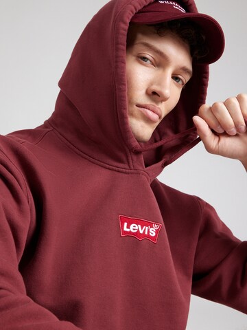 LEVI'S ® Regular Fit Sweatshirt in Rot