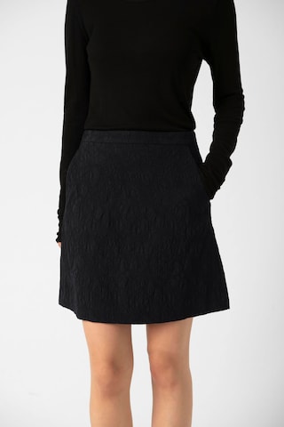 SOAKED IN LUXURY Rok 'SLMaybel Corinne' in Zwart