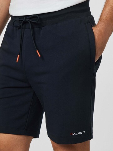Hackett London Regular Shorts 'Essential' in Blau