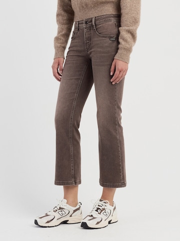 Gang Regular Jeans '94AMELIE KICK ' in Bruin