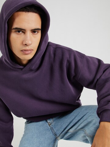 Abercrombie & Fitch - Sudadera 'ESSENTIAL' en negro