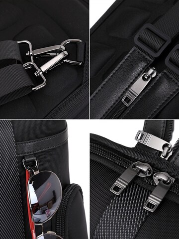 jolar Backpack in Black