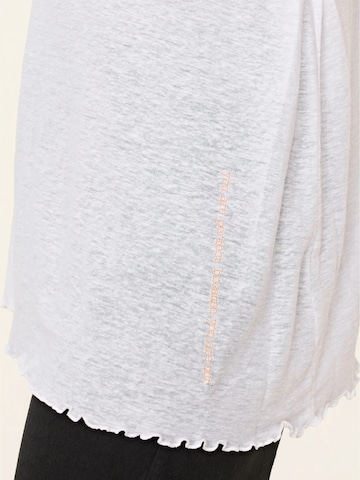 Top ' Carole ' di Odd Molly in bianco