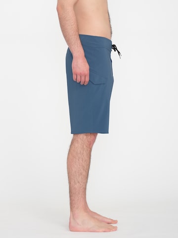 Boardshorts 'LIDO SOLID MOD 20 ' Volcom en bleu