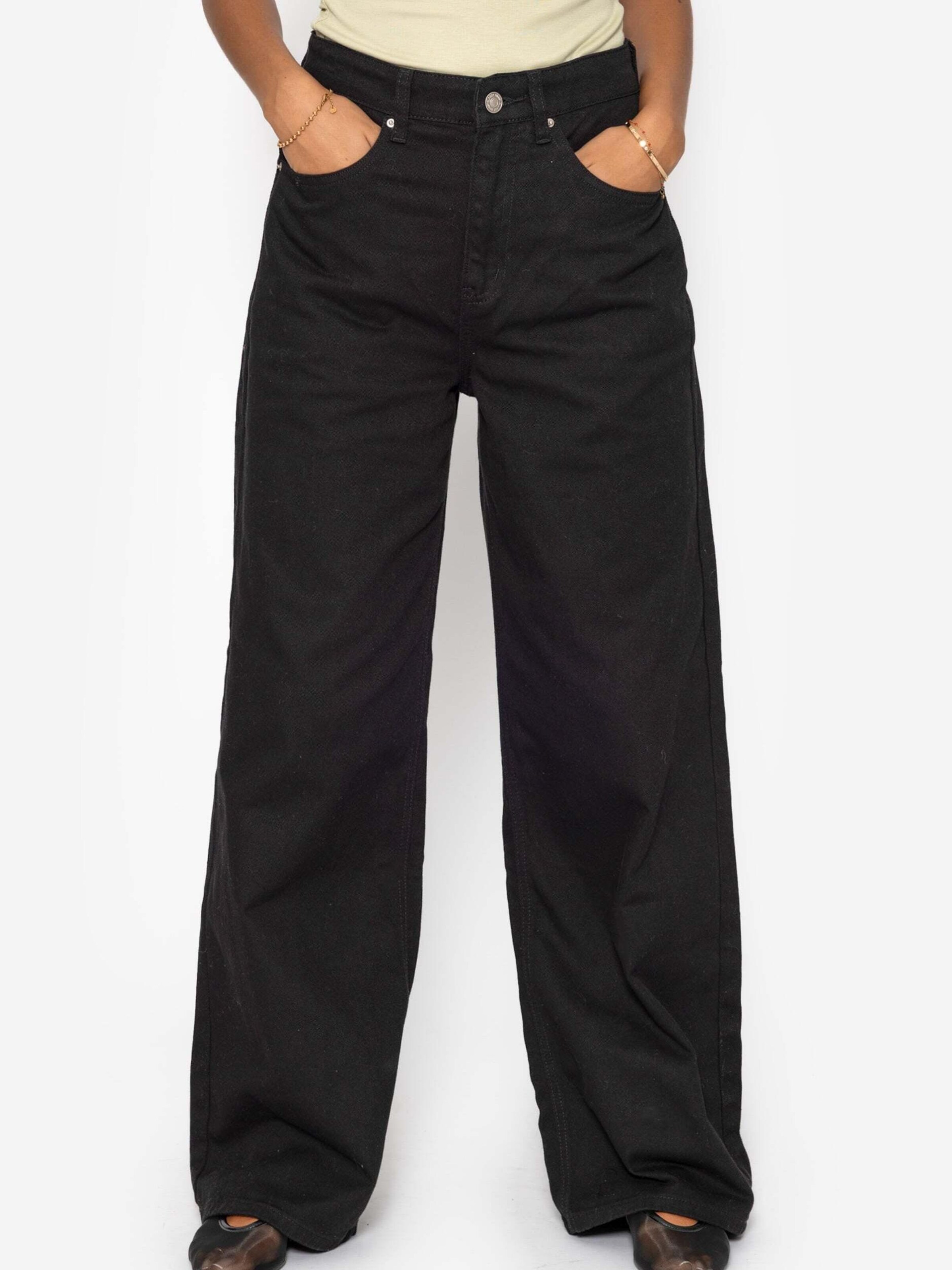 SASSYCLASSY Loosefit Jeans‌‌‌‌ in Schwarz