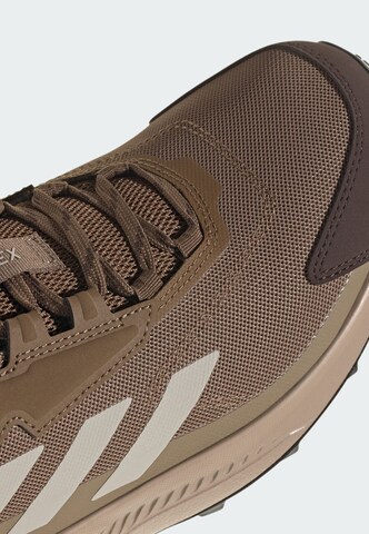 ADIDAS TERREX - Sapato baixo 'Anylander' em castanho