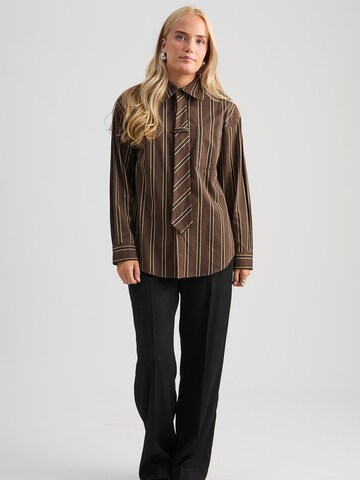 minus - Blusa 'Janine' en marrón