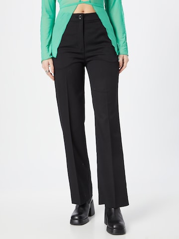 Monki Trousers with creases 'Iben' in Black: front