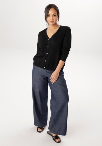 Aniston Strickjacke in Schwarz