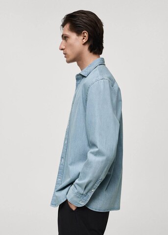 MANGO MAN Regular fit Button Up Shirt 'Robin' in Blue