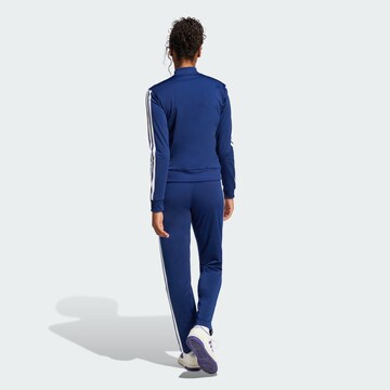 ADIDAS SPORTSWEAR Träningsdräkt 'Essentials' i blå