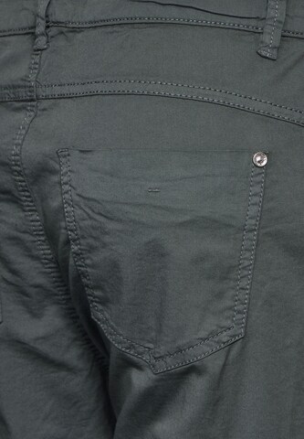 STREET ONE Regular Pants in Green