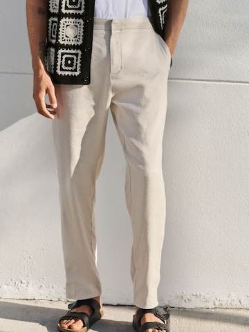 Next Regular Chino trousers in Beige: front