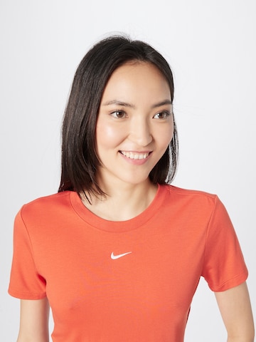 Nike SportswearMajica 'Essential' - crvena boja