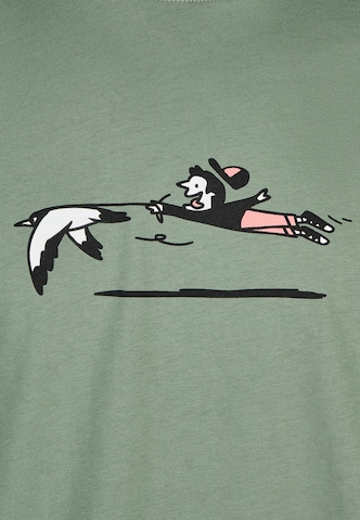 Cleptomanicx Shirt 'Walk the Gull' in Groen
