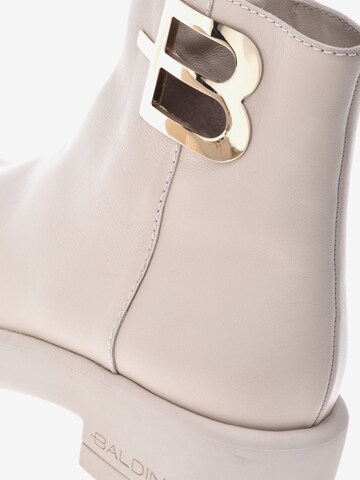 Baldinini Ankle Boots in Beige