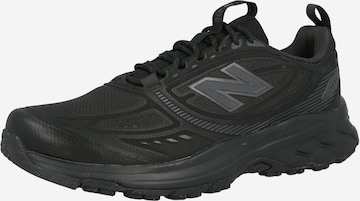 new balance Matalavartiset tennarit värissä musta: etupuoli
