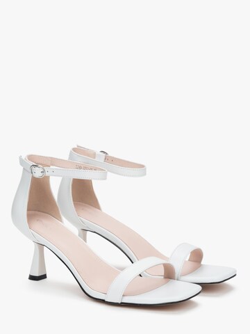 Sandalo '289-7212' di Estro in bianco