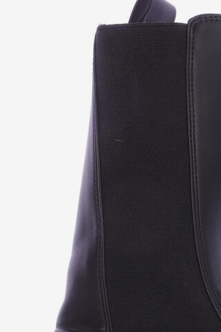 Monki Dress Boots in 39 in Black