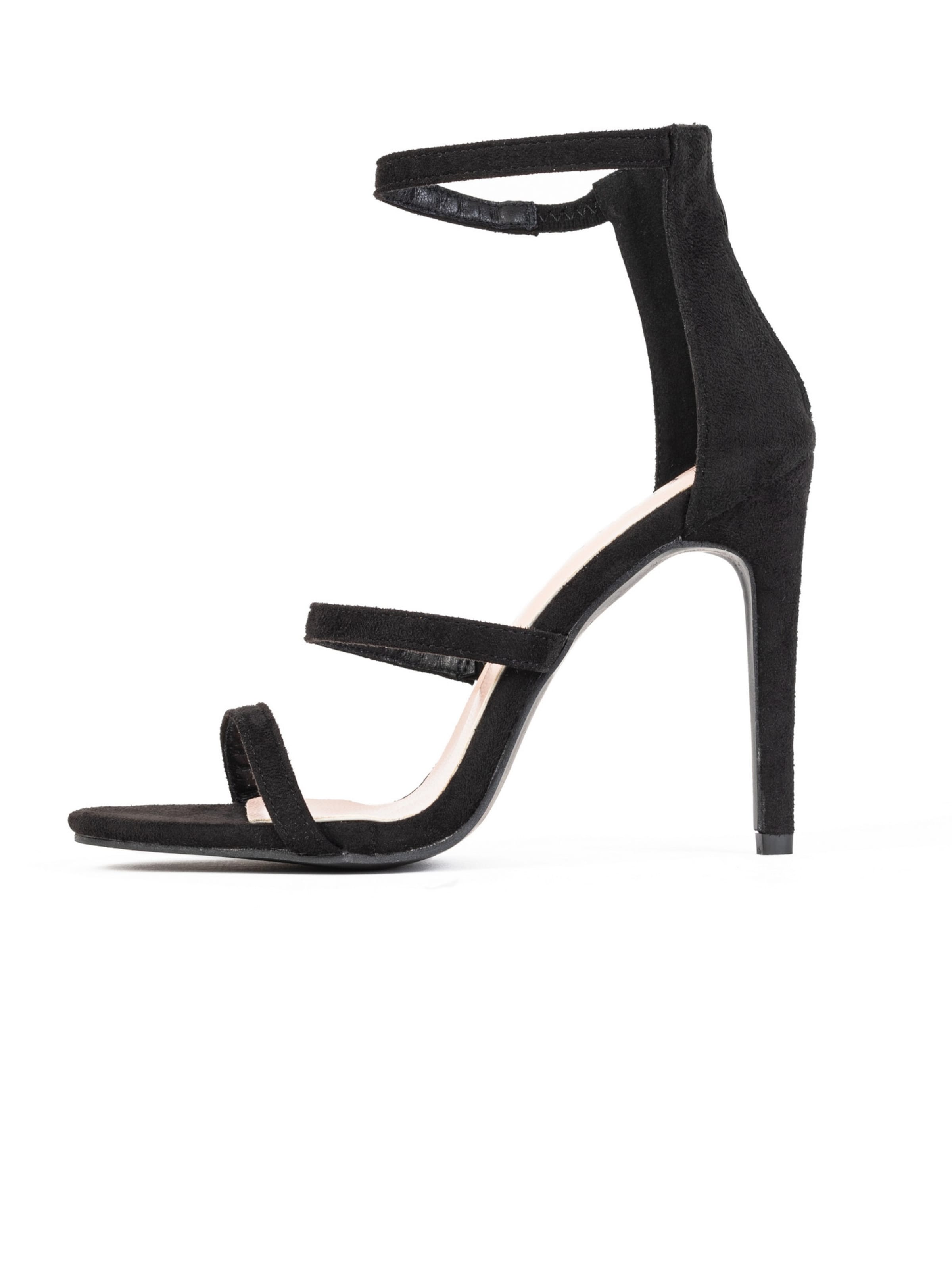 Celena Сандали с каишка 'Cassandra' в черно: отпред