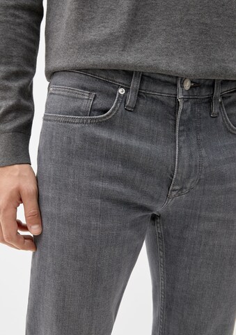 s.Oliver Regular Jeans in Schwarz