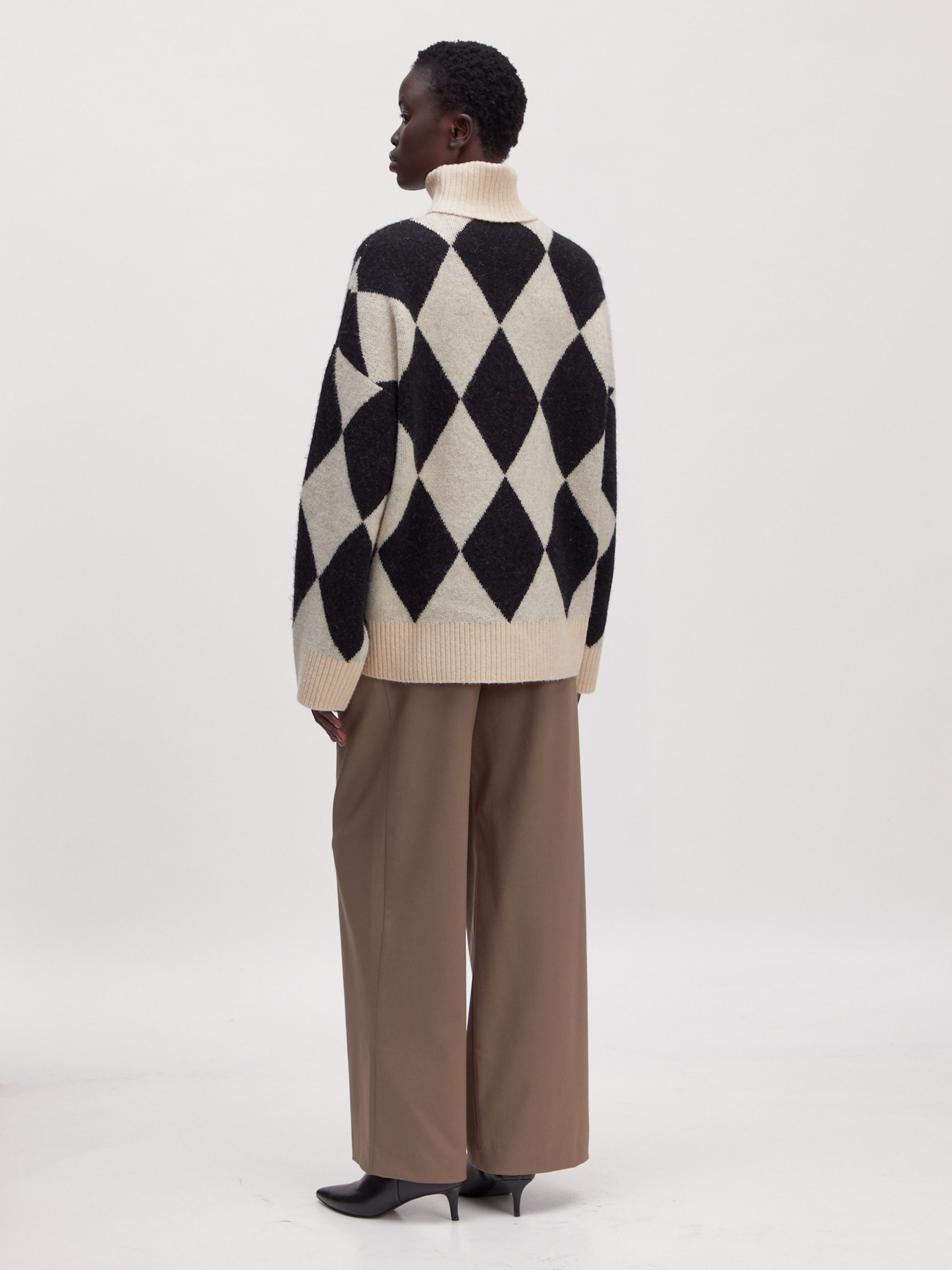 EDITED Produkter Pullover 'Lahela' beige