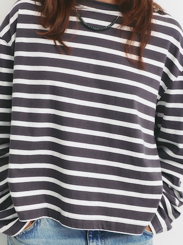 Pull&Bear Koszulka w kolorze mieszane kolory