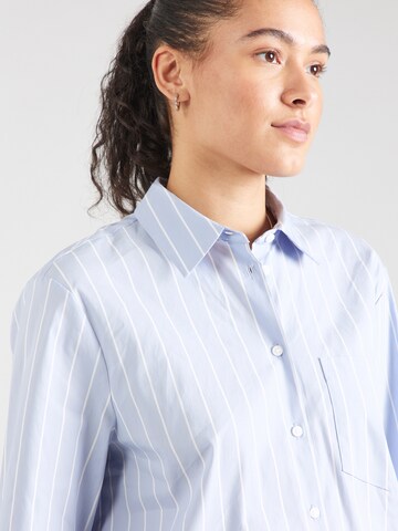 Sisley Blouse in Blue