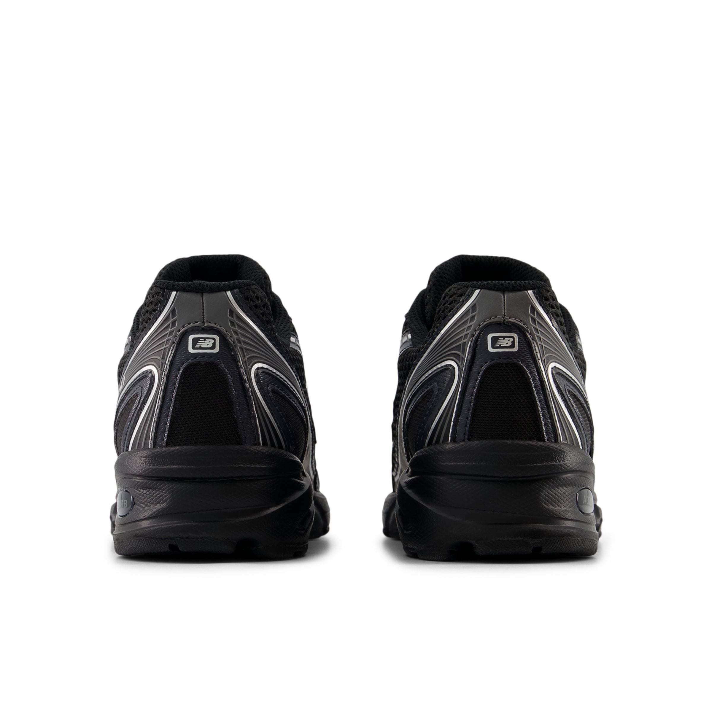 Baskets basses '740' new balance en noir