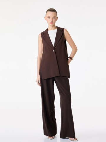 Koton Gilet in Bruin: voorkant