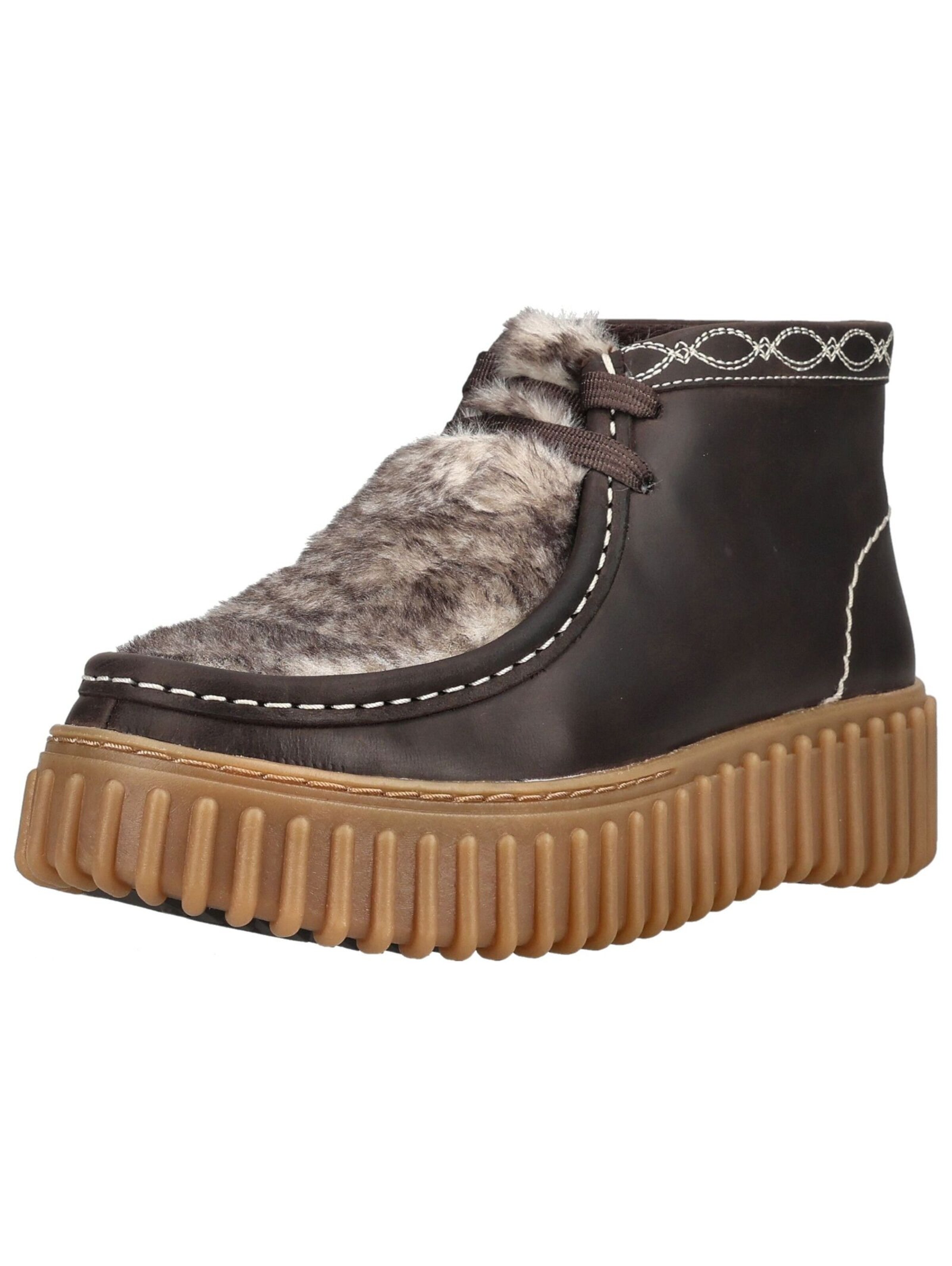 CLARKS Lace-up bootie in Brown: front