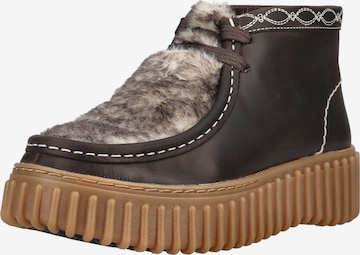 Stivaletto stringato di CLARKS in marrone: frontale