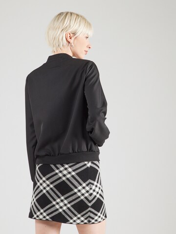 Veste mi-saison 'VIPapaya' VILA en noir