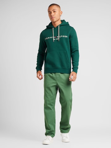 TOMMY HILFIGER Klasický střih Mikina – zelená