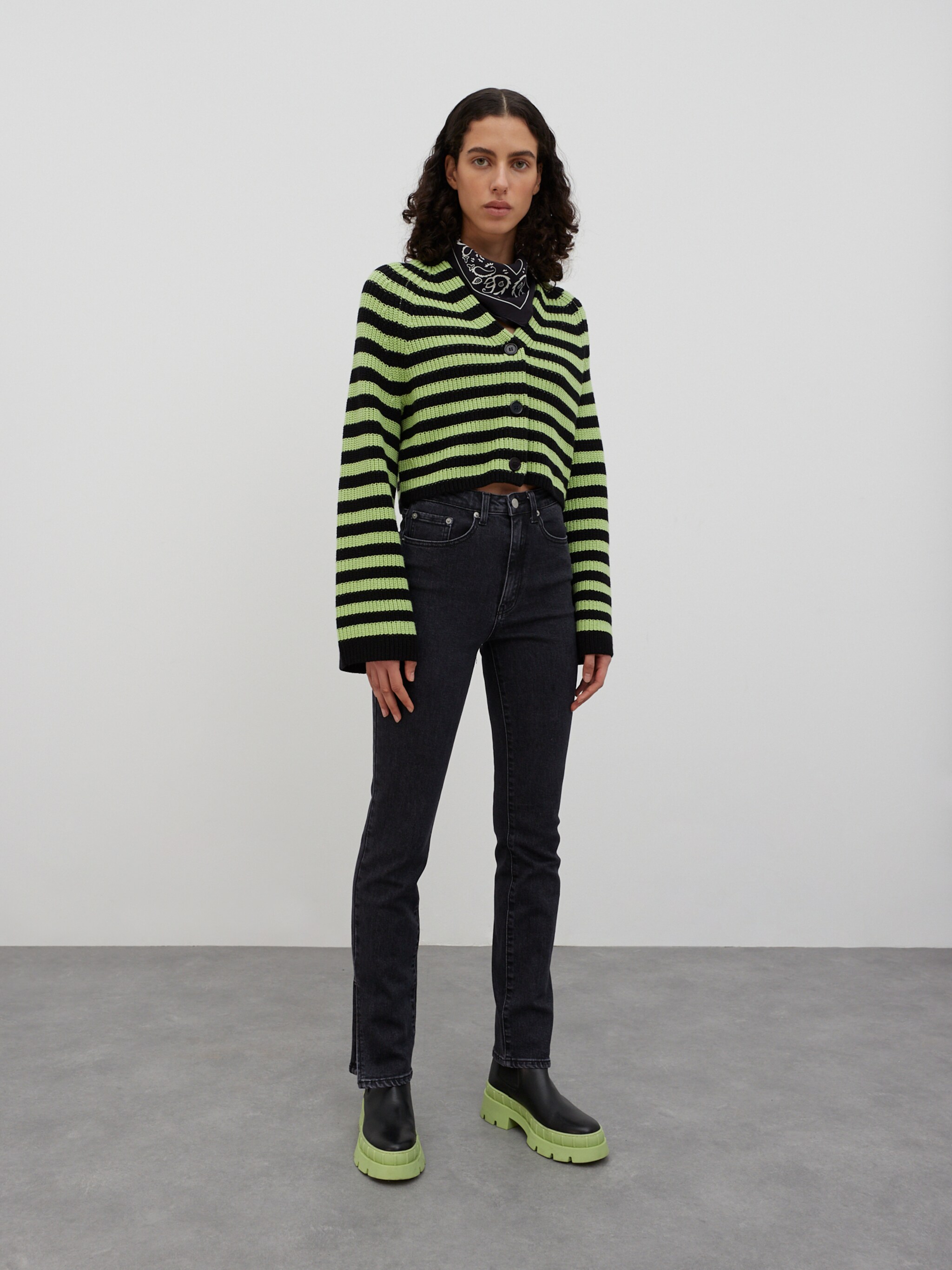 EDITED Produkte Jeans 'Alessya' schwarz