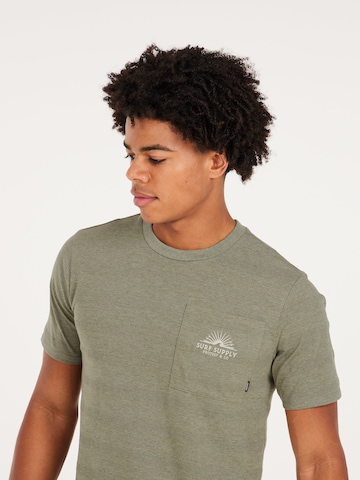 PROTEST Shirt 'PRTSHUTE' in Grün