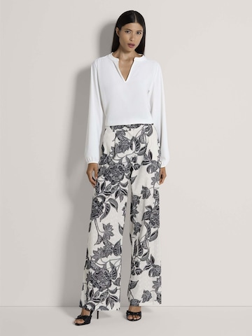 Loosefit Pantalon à pince MADELEINE en blanc