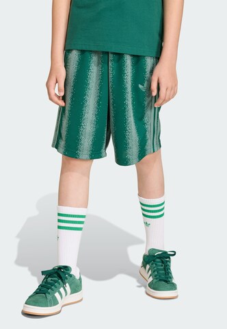 ADIDAS ORIGINALS Baggy Broek 'Minecraft' in Groen: voorkant