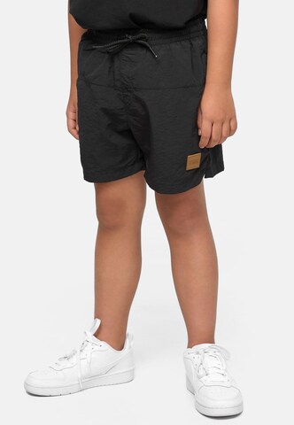 Urban Classics Badeshorts in Schwarz: predná strana