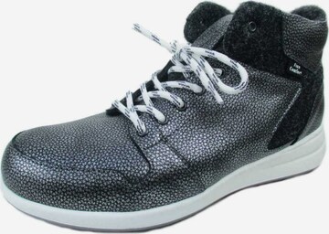 Finn Comfort Lace-Up Ankle Boots in Grey: front