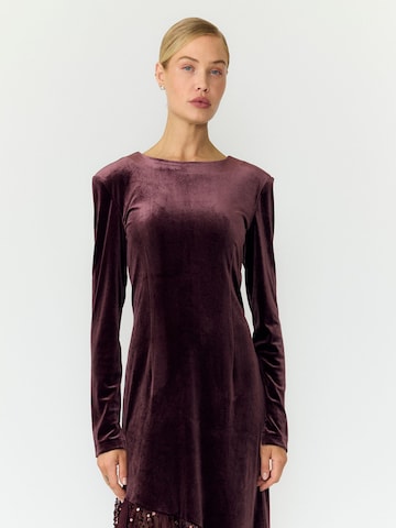 Robe de soirée 'TERA' YAS en marron