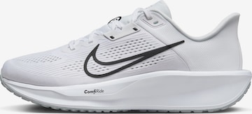 NIKE Laufschuh 'Quest 6' in Weiß: Vorderseite