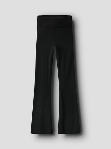 NAME IT - Perna larga Calças 'NKFNULLARIA' em preto